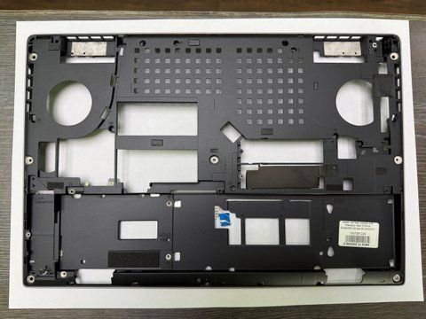 Нижня частина корпусу Dell Precision 7540 015HJ5 EA26J000100 б/в 00-00002372 2594        фото