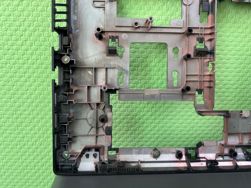 Нижня частина корпусу Lenovo B580 60.4TE04.001 б/в 00-00001713, 0804261426 1980        фото