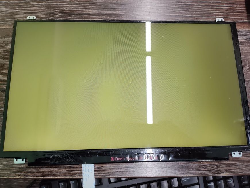 Матриця 15,6" AU Optronics B156XTN04.0 1366x768, TN, глянцева 30 pin б/в з дефектом 00-00002765 2942        фото