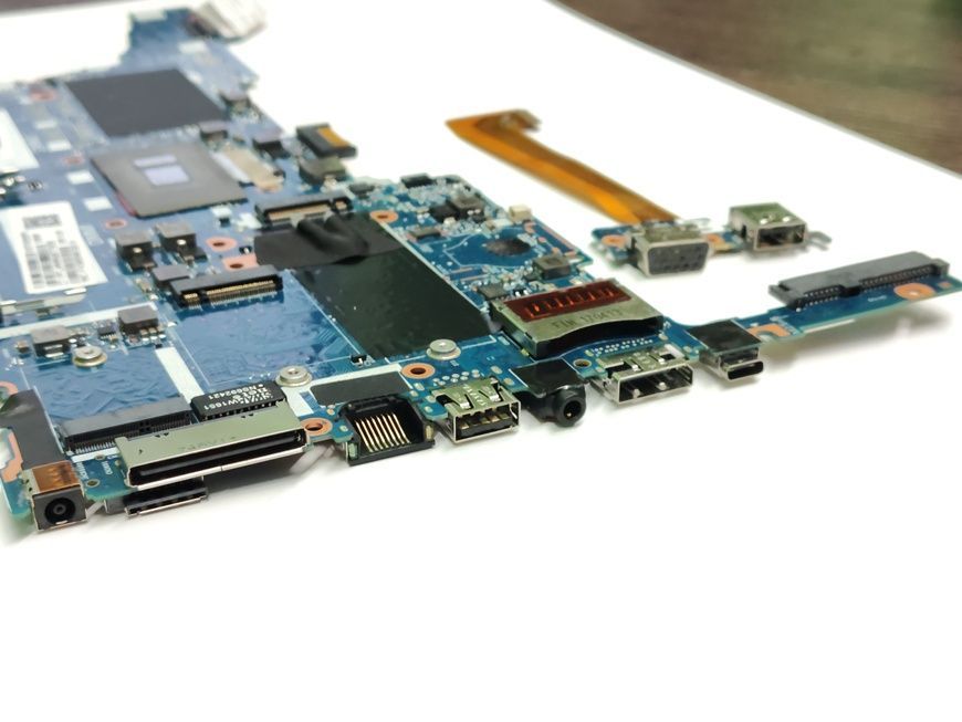 Материнська плата б/в, робоча 6050A2892401-MB-A01 918315-001 I7-6600u HP Elitebook 850 G3 1655        фото