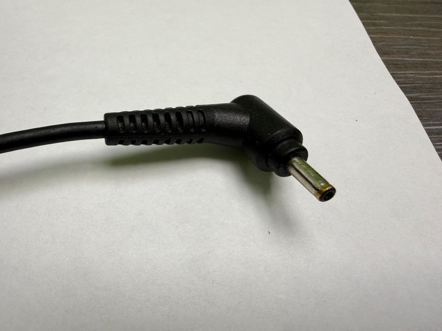 Блок живлення Nom 60W 5.5 &times; 3.0 мм б/в 00-00002824 3006        фото
