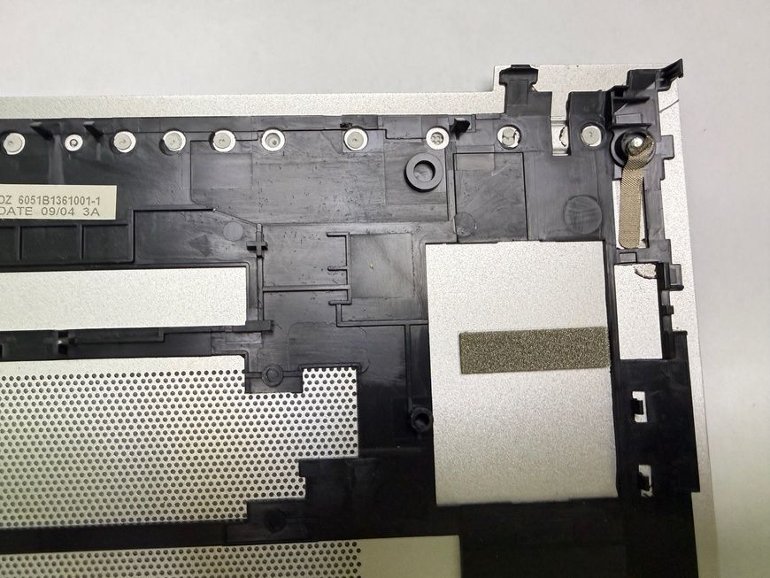 Нижня частина корпусу HP Elitebook 850 G7 6070B1846101 б/в 00-00002466 2653        фото